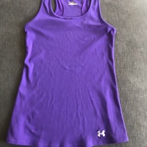 Under Armour shirt size M